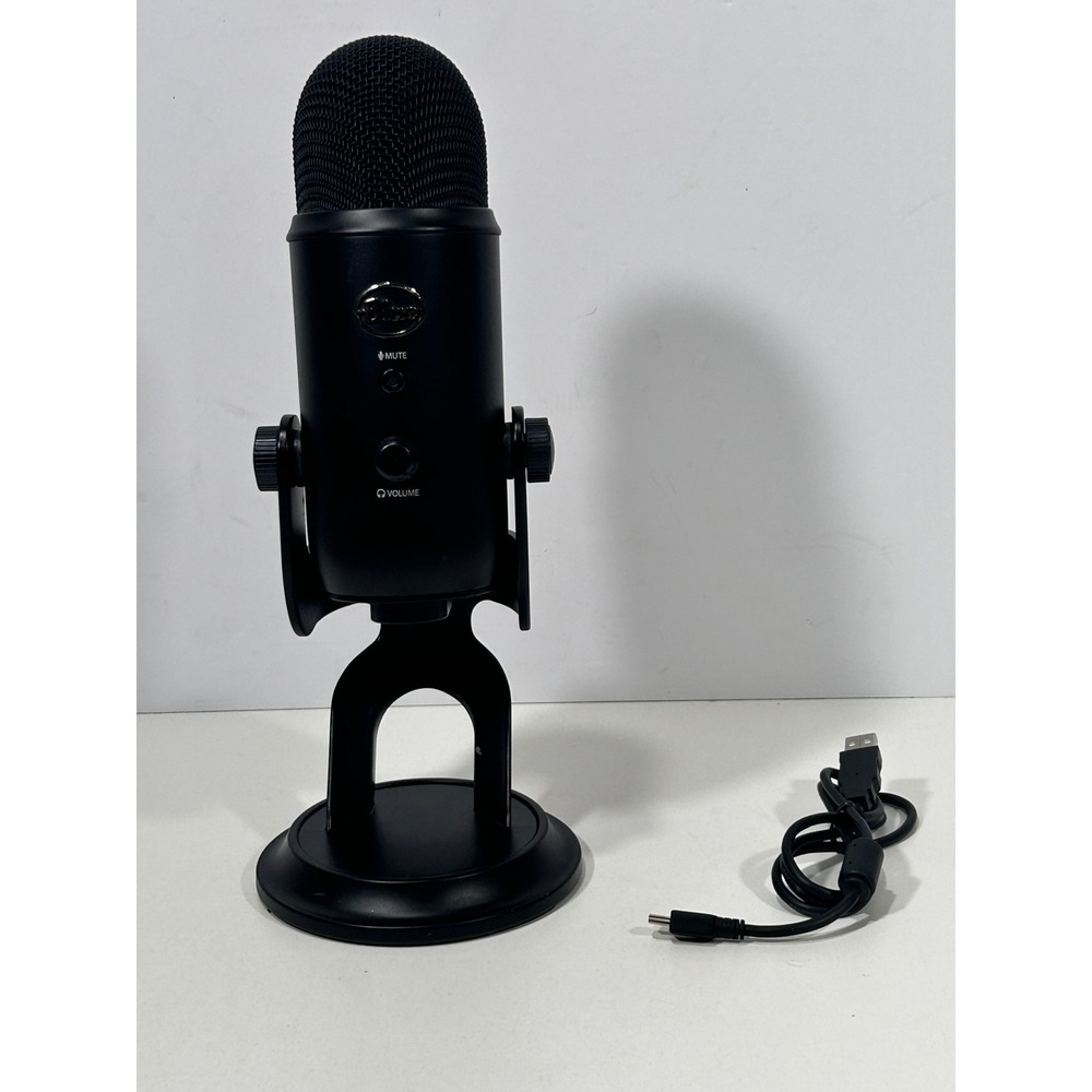 Blue Yeti USB Microphone Blackout Multi-Pattern Condenser Mic with Stand